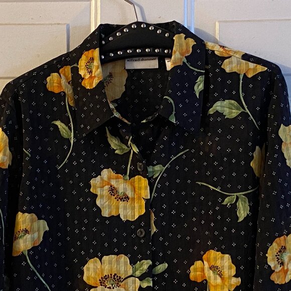 Alfred Dunner Sz 18 (XL) Blouse Button Up Short Sleeve Black Yellow Poppies - Picture 2 of 10